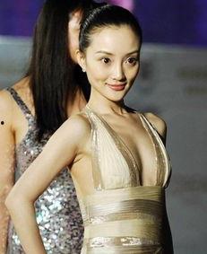 最新八卦爆料李小璐